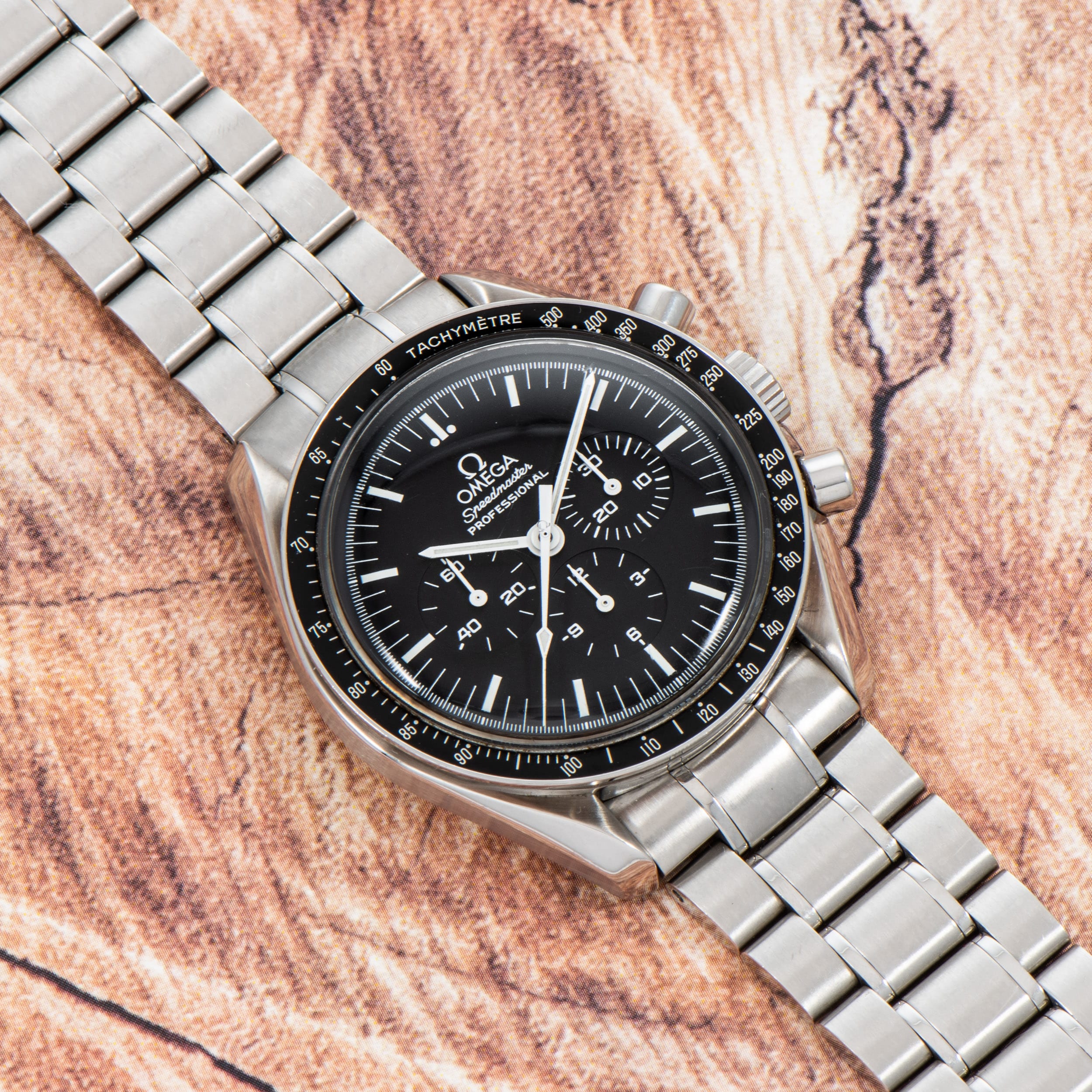 Avis omega speedmaster discount moonwatch