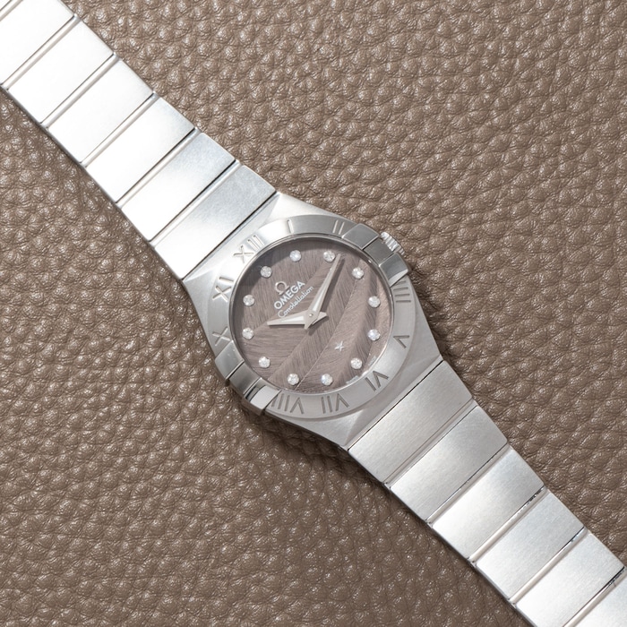 Pre-Owned Omega Omega Constellation