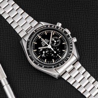 Pre-Owned Omega Speedmaster Professional Pre-Owned Omega Speedmaster Professional