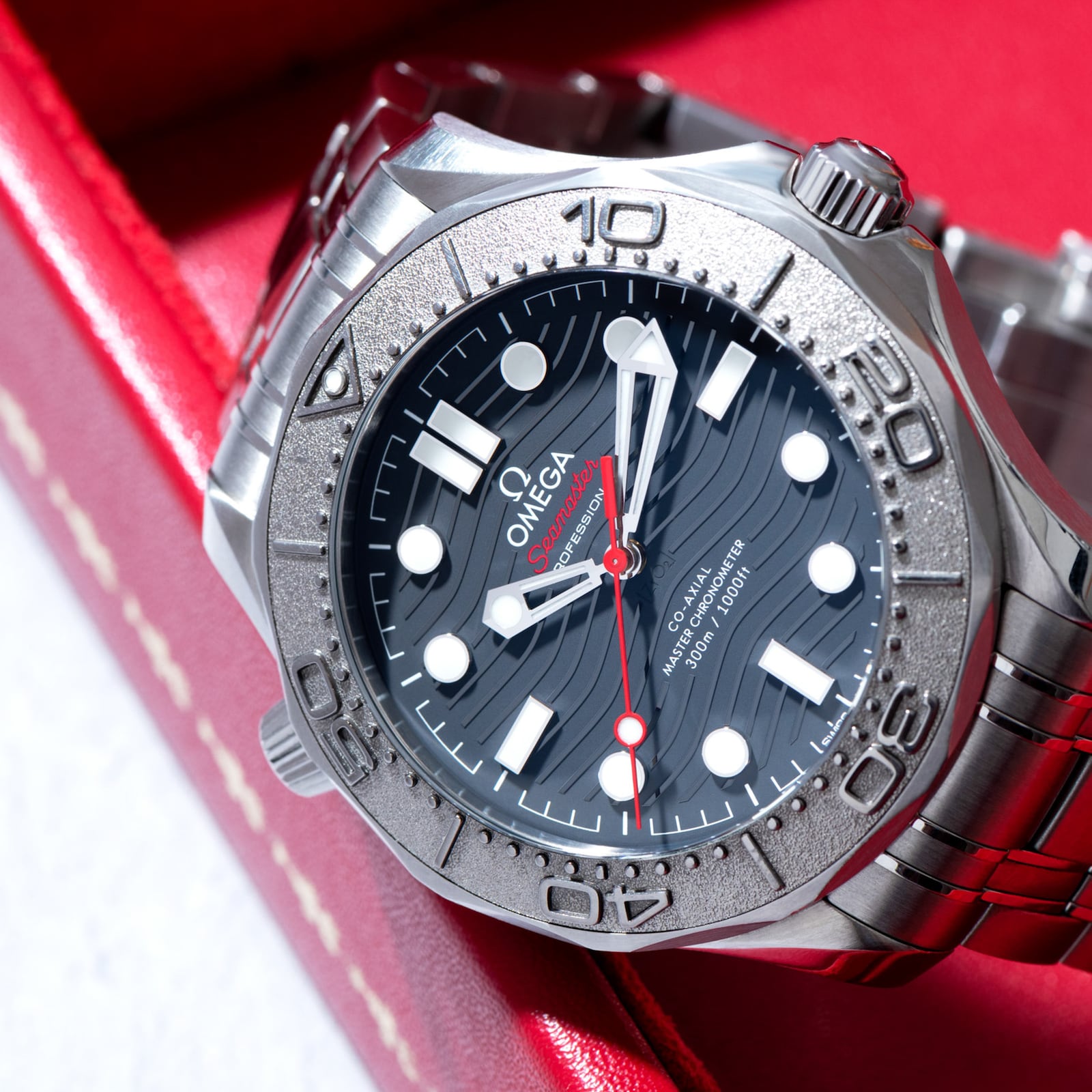 Pre-Owned Omega Seamaster 300 Professional Co-Axial 'Nekton' Edition