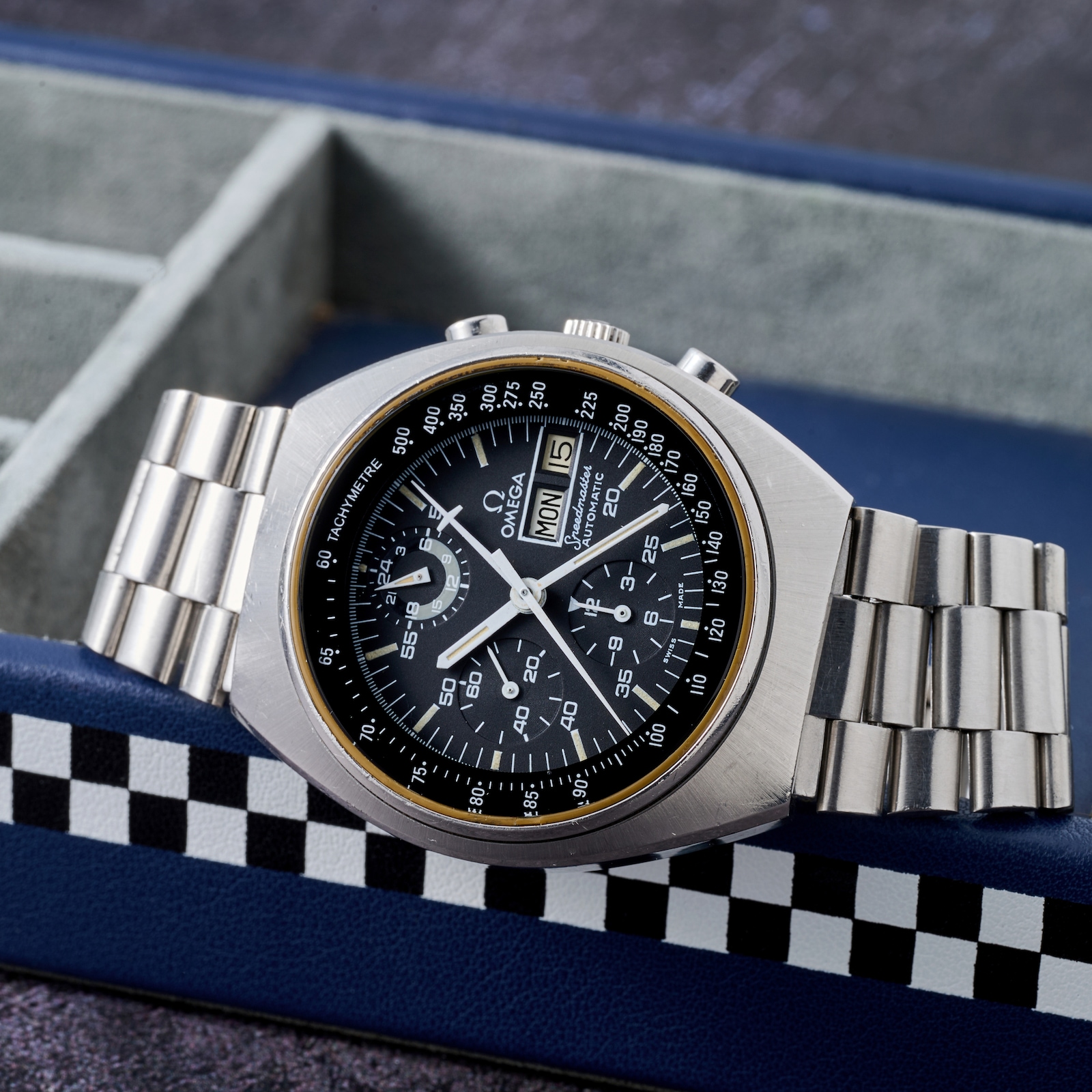 Pre-Owned Omega Speedmaster Mark 4.5 Professional