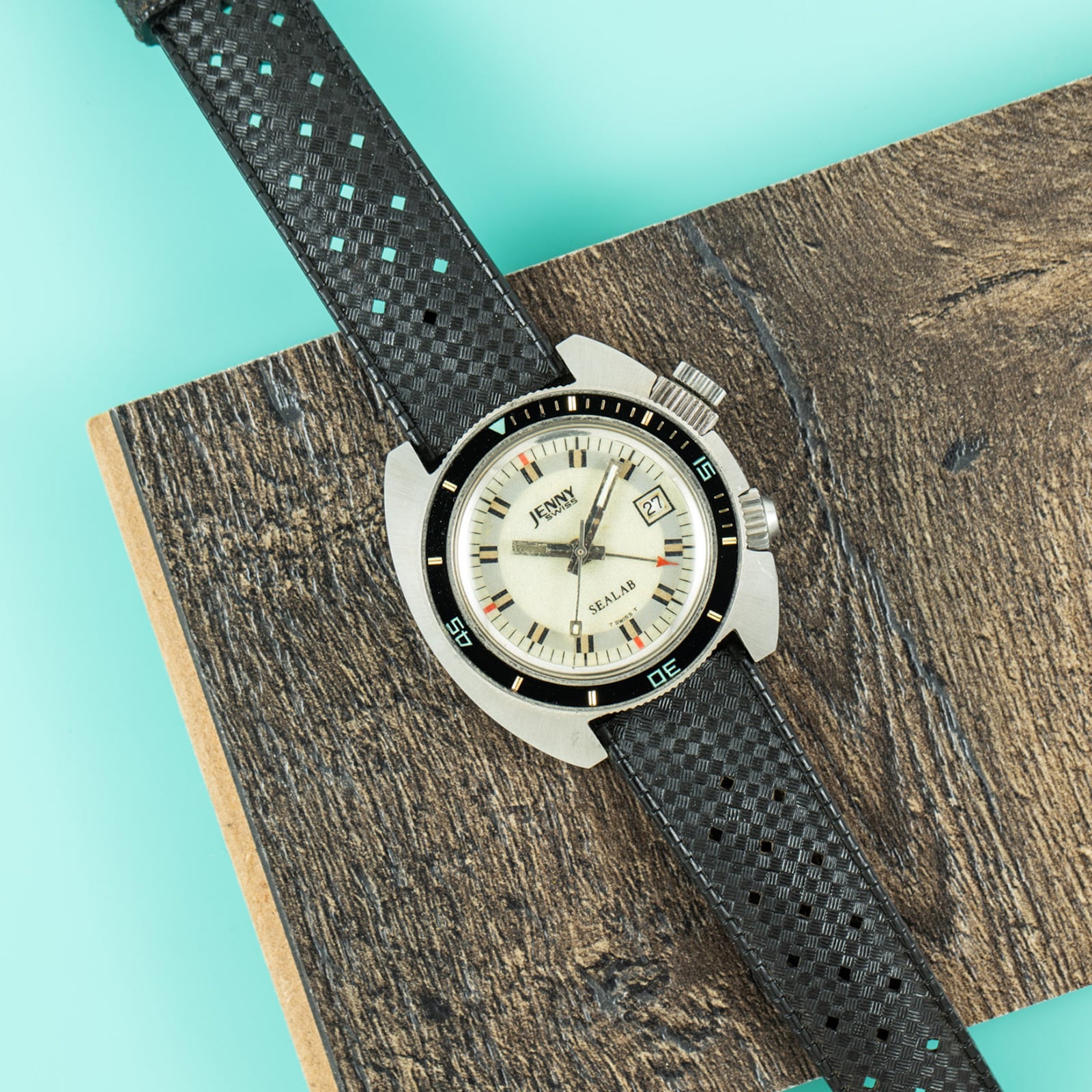 Pre-Owned Jenny by Analog Shift Jenny SeaLab Alarm