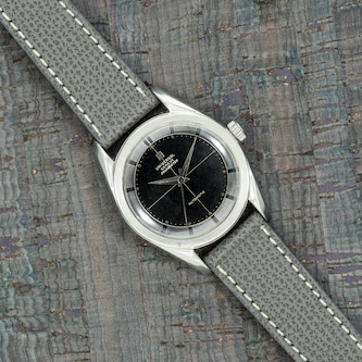 Pre-Owned Universal Geneve by Analog Shift Universal Genever Polerouter