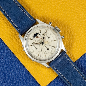 Pre-Owned Universal Geneve by Analog Shift Universal Geneve Tri-Compax Moonphase