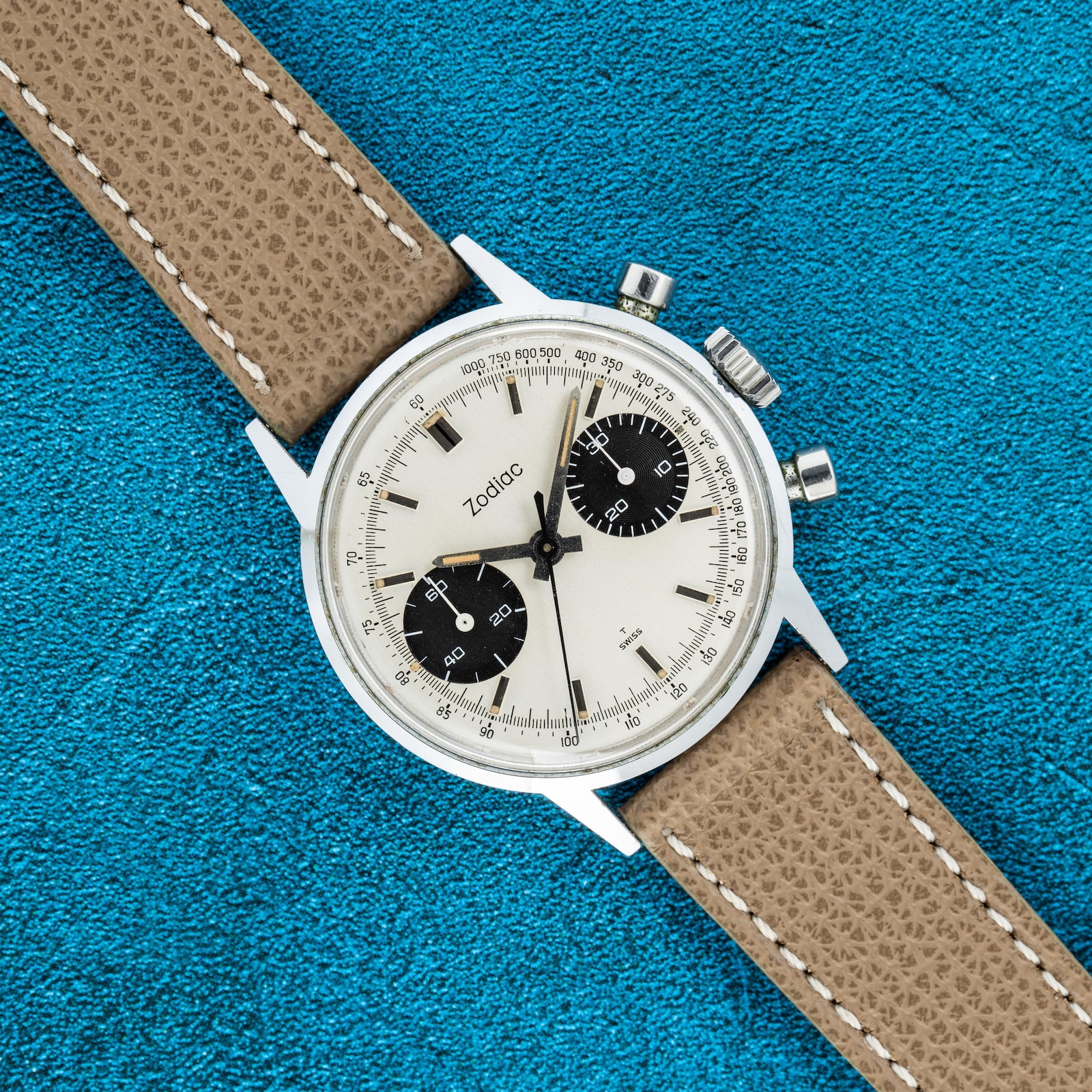 Pre-Owned Zodiac by Analog Shift Zodiac "Poor Mans Carrera" Chronograph