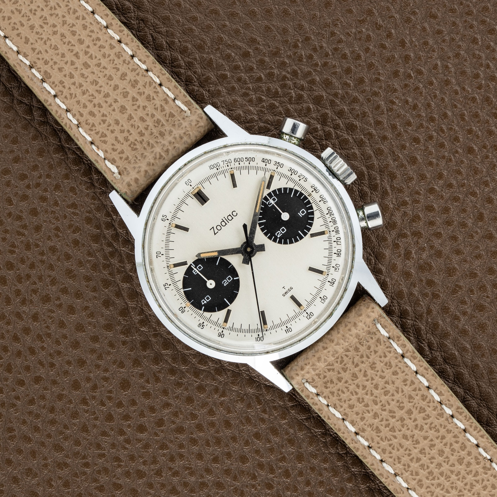 Pre-Owned Zodiac by Analog Shift Zodiac "Poor Mans Carrera" Chronograph