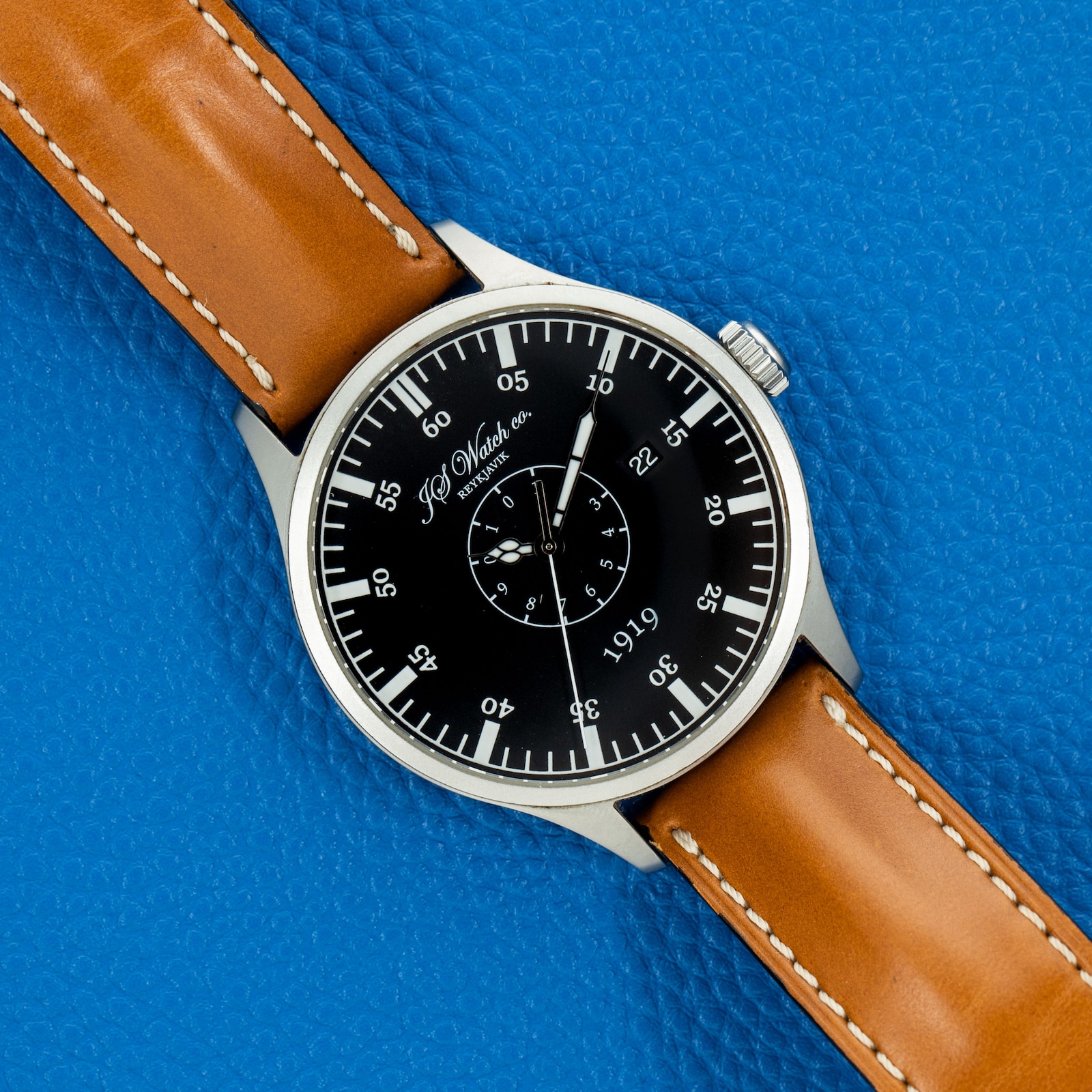 Pre-Owned JS Watch by Analog Shift JS Watch Islandus