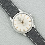 Pre-Owned Longines by Analog Shift Conquest Date
