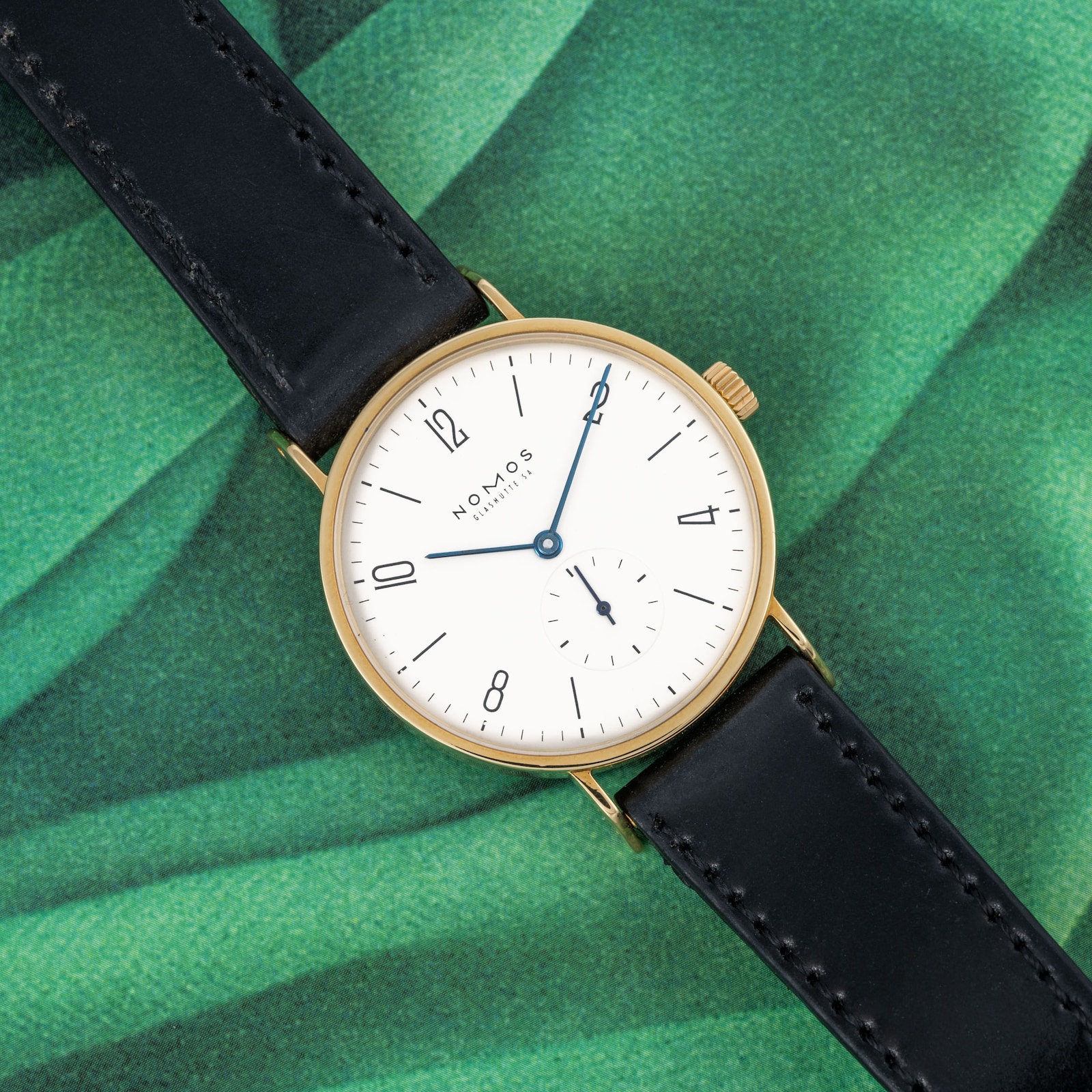 Pre-Owned NOMOS by Analog Shift NOMOS Tangente 35 18K