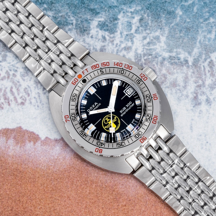 Pre-Owned DOXA Sub 300 Sharkhunter 'Blacklung' Limited Edition