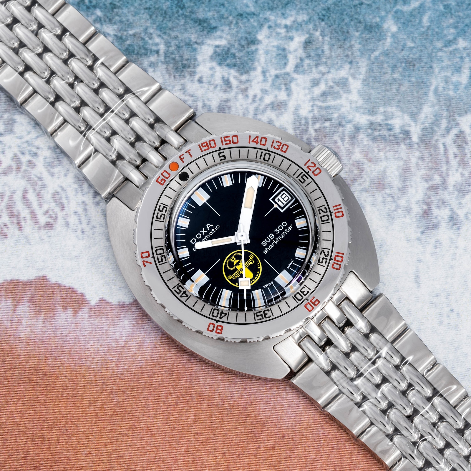 Pre-Owned DOXA Sub 300 Sharkhunter 'Blacklung' Limited Edition