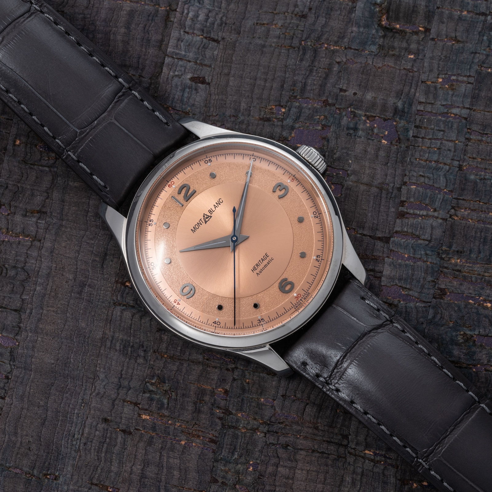 Pre-Owned Montblanc by Analog Shift Montblanc Heritage Automatic