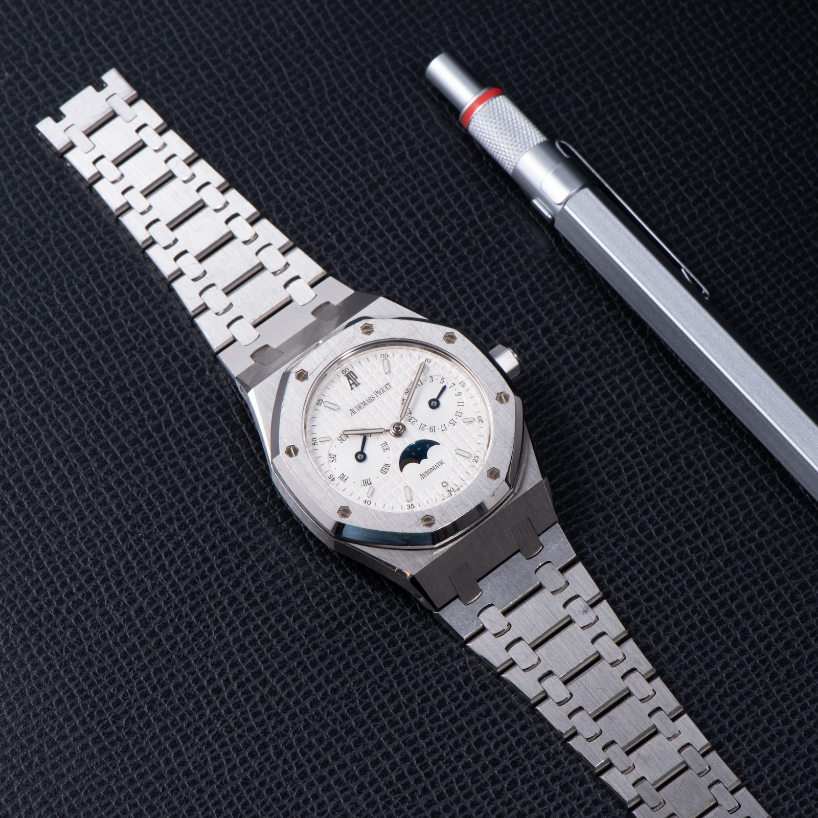 Pre-Owned Audemars Piguet Royal Oak Day-Date Moonphase