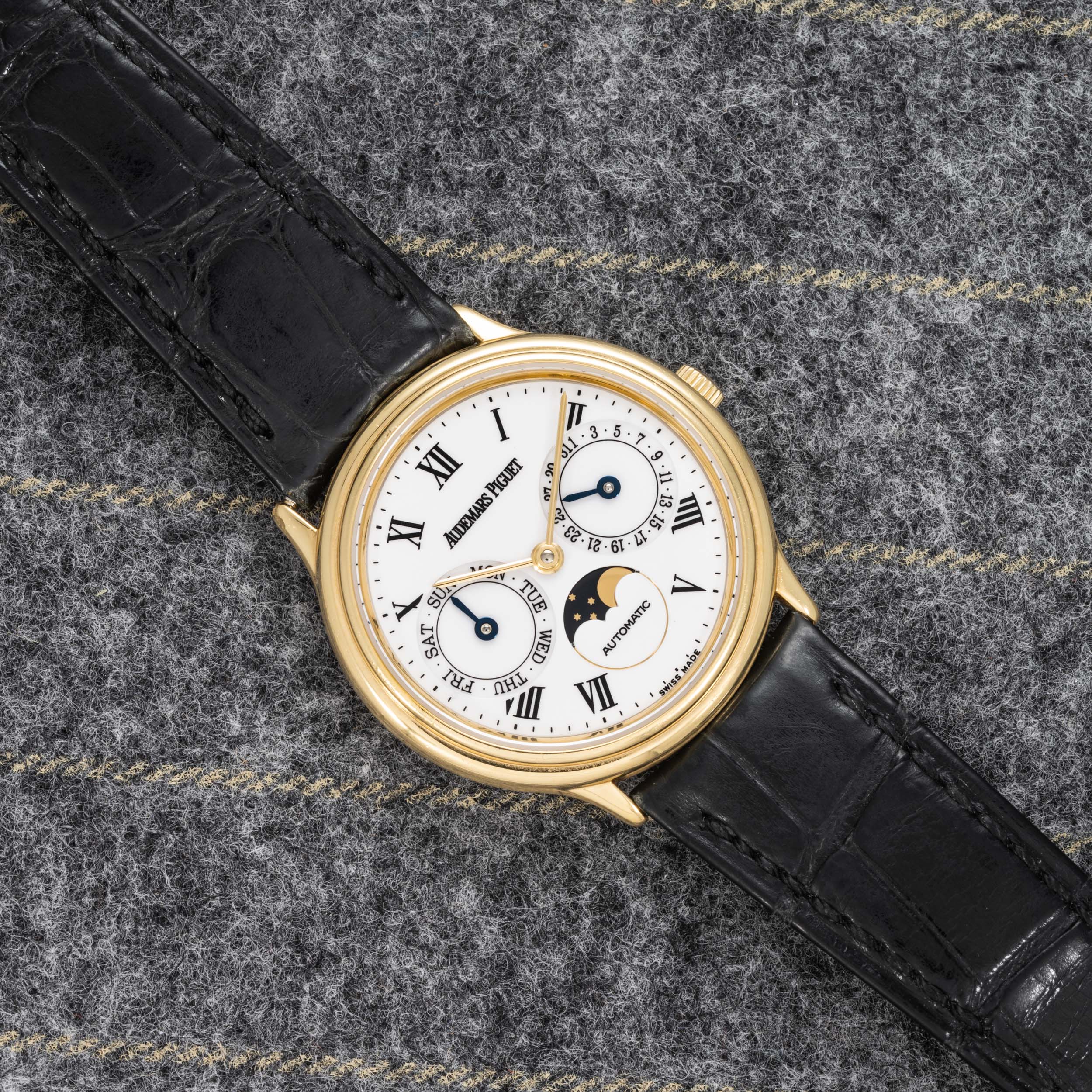 Pre Owned Audemars Piguet Triple Calendar Moonphase 25589BA.PP