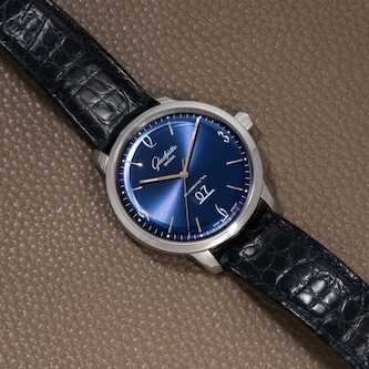 Pre-Owned Glashutte Original Sixties Panorama Date