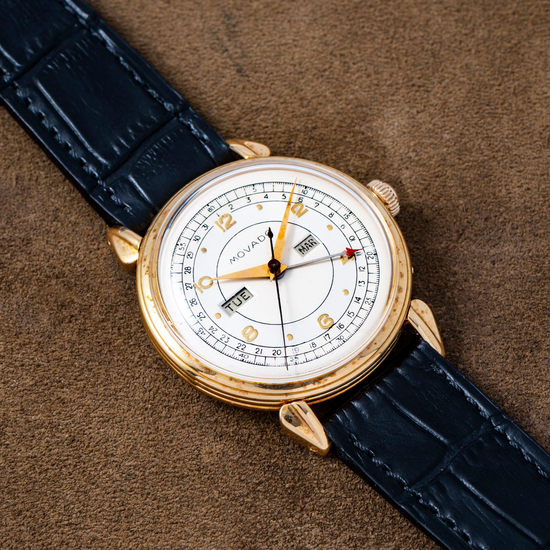 Pre-Owned Movado Triple Calendar Dress Watch