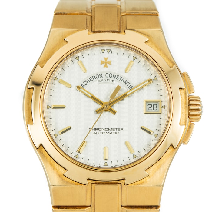 Pre-Owned Vacheron Constantin by Analog Shift Pre-Owned Vacheron Constantin Overseas