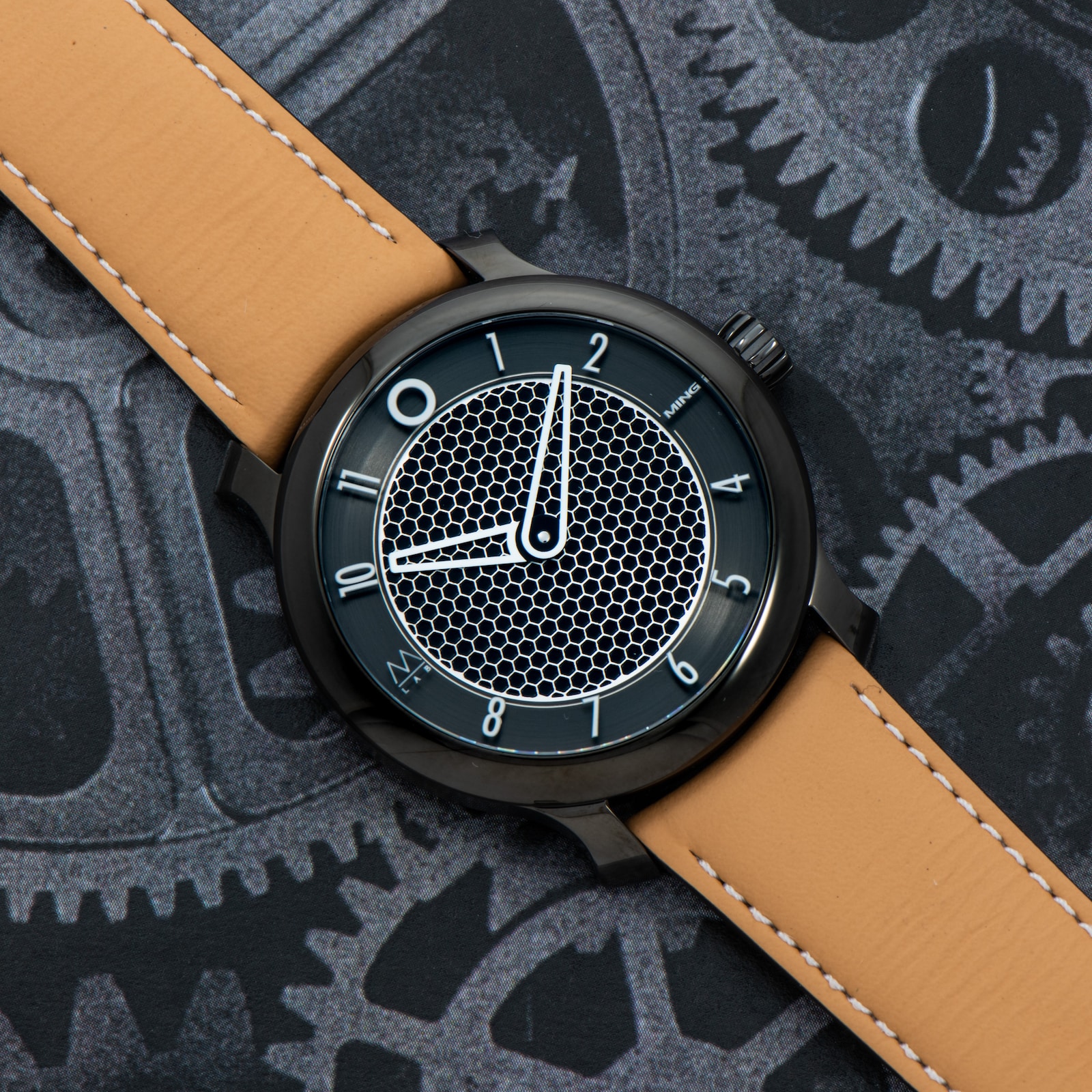 Pre-Owned MING LAB 17.09 Black