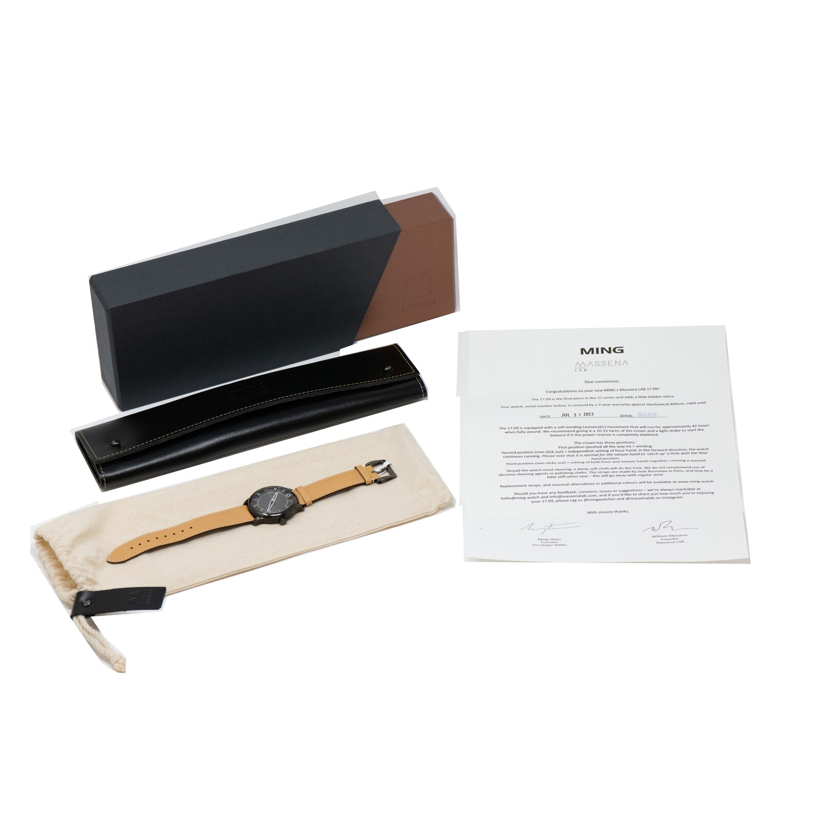 Pre-Owned MING LAB 17.09 Black