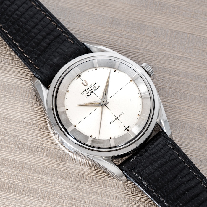 Pre-Owned Universal Geneve Polerouter