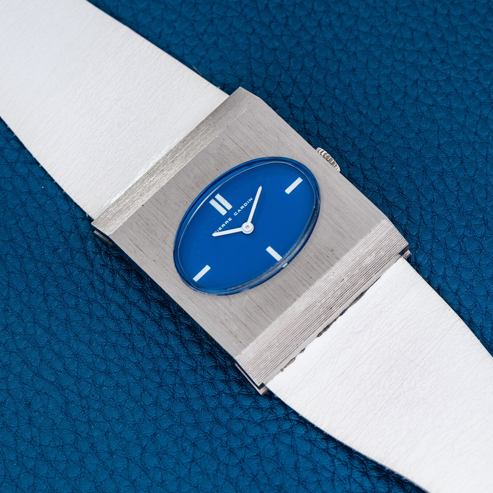 Pre-Owned Pierre Cardin Espace