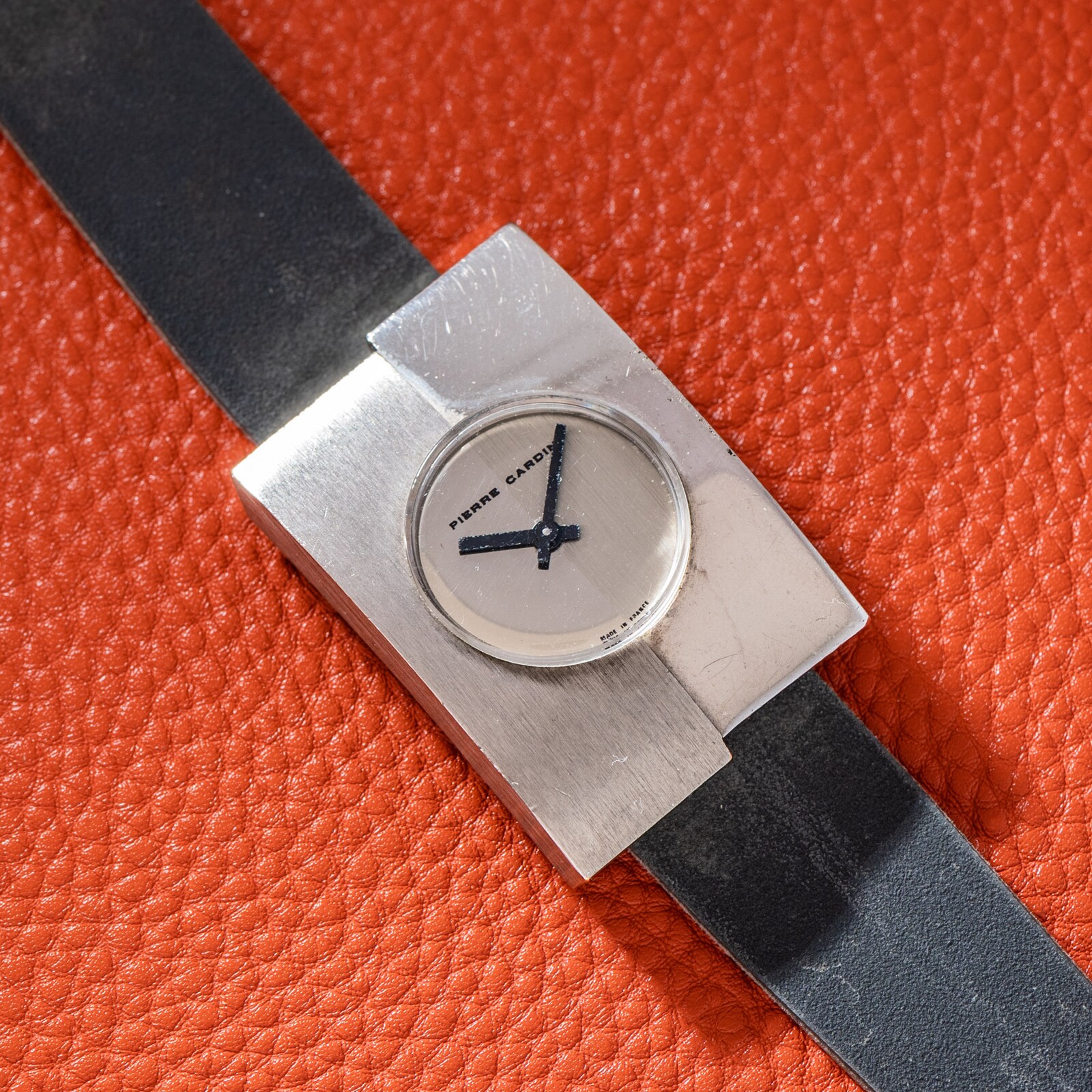 Pre-Owned Pierre Cardin Espace