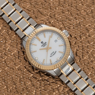 Pre-Owned Tudor Style 28mm 'Mother-of-Pearl'