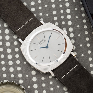 Pre-Owned Piaget White Gold 'Hobnail' Dress Watch