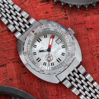 Pre-Owned DOXA DOXA Sub 300T Searambler 'Aqua-Lung'