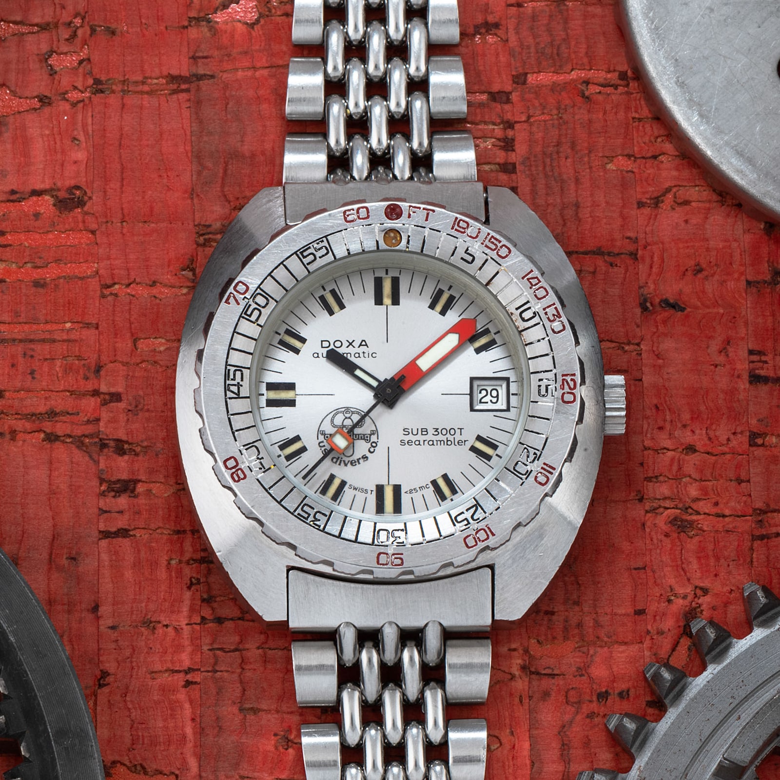 Pre-Owned DOXA DOXA Sub 300T Searambler 'Aqua-Lung'