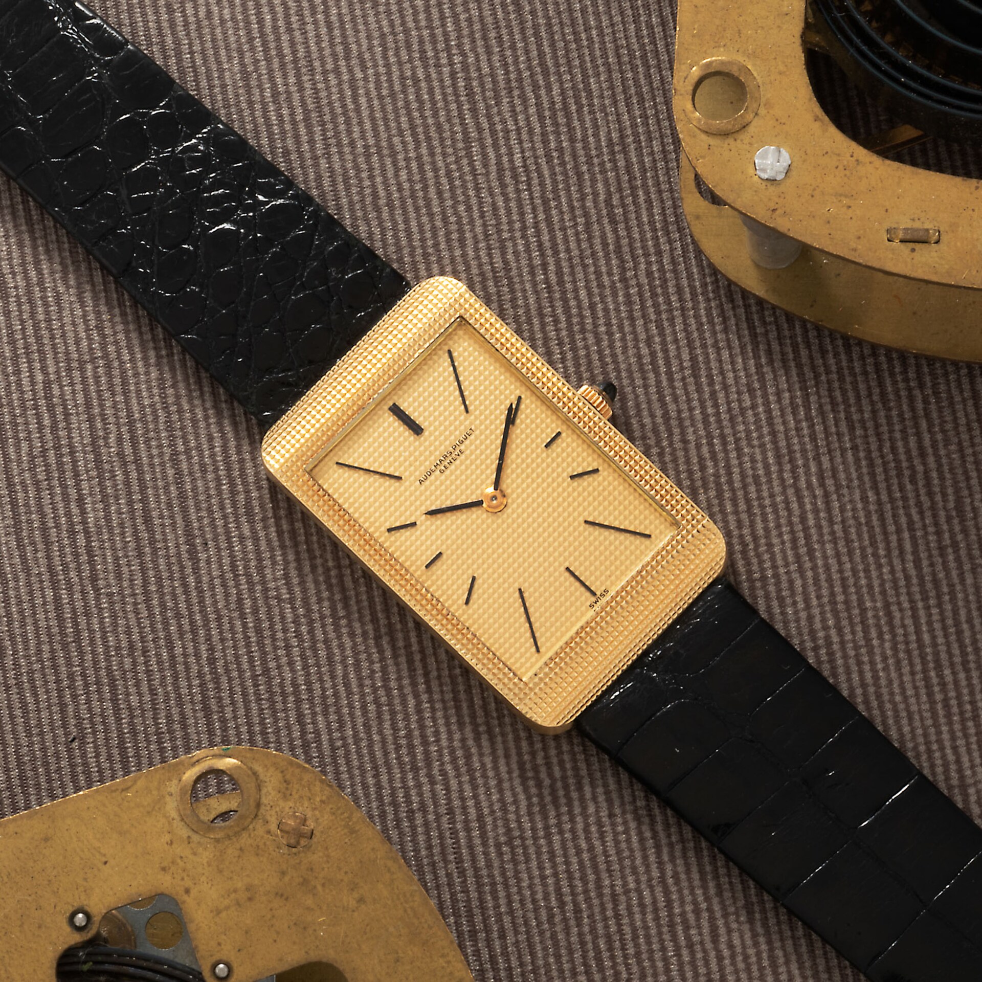 Pre-Owned Audemars Piguet Yellow Gold 'Hobnail' Dress Watch