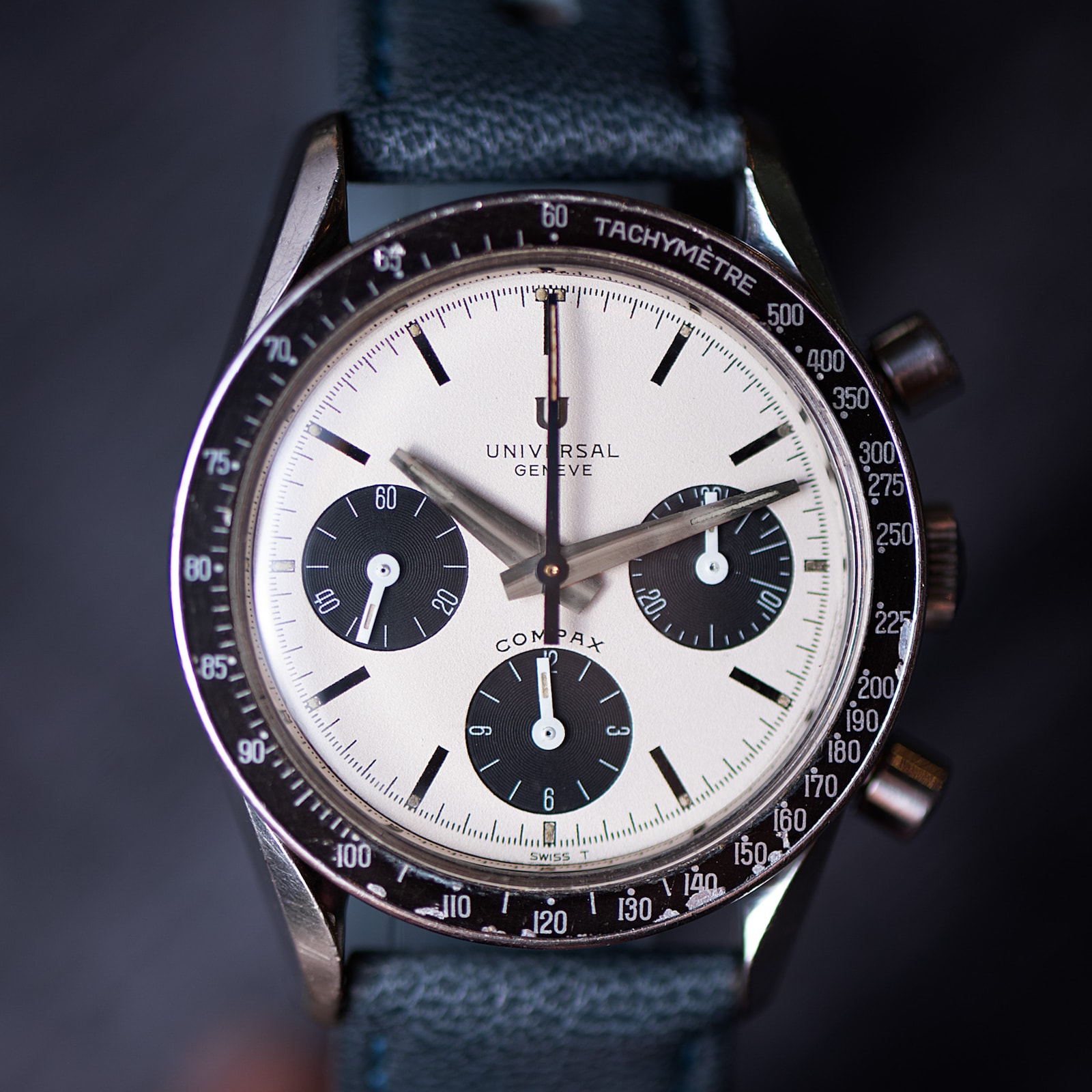 Pre-Owned Universal Geneve Universal Geneve Compax 'Nina Rindt'