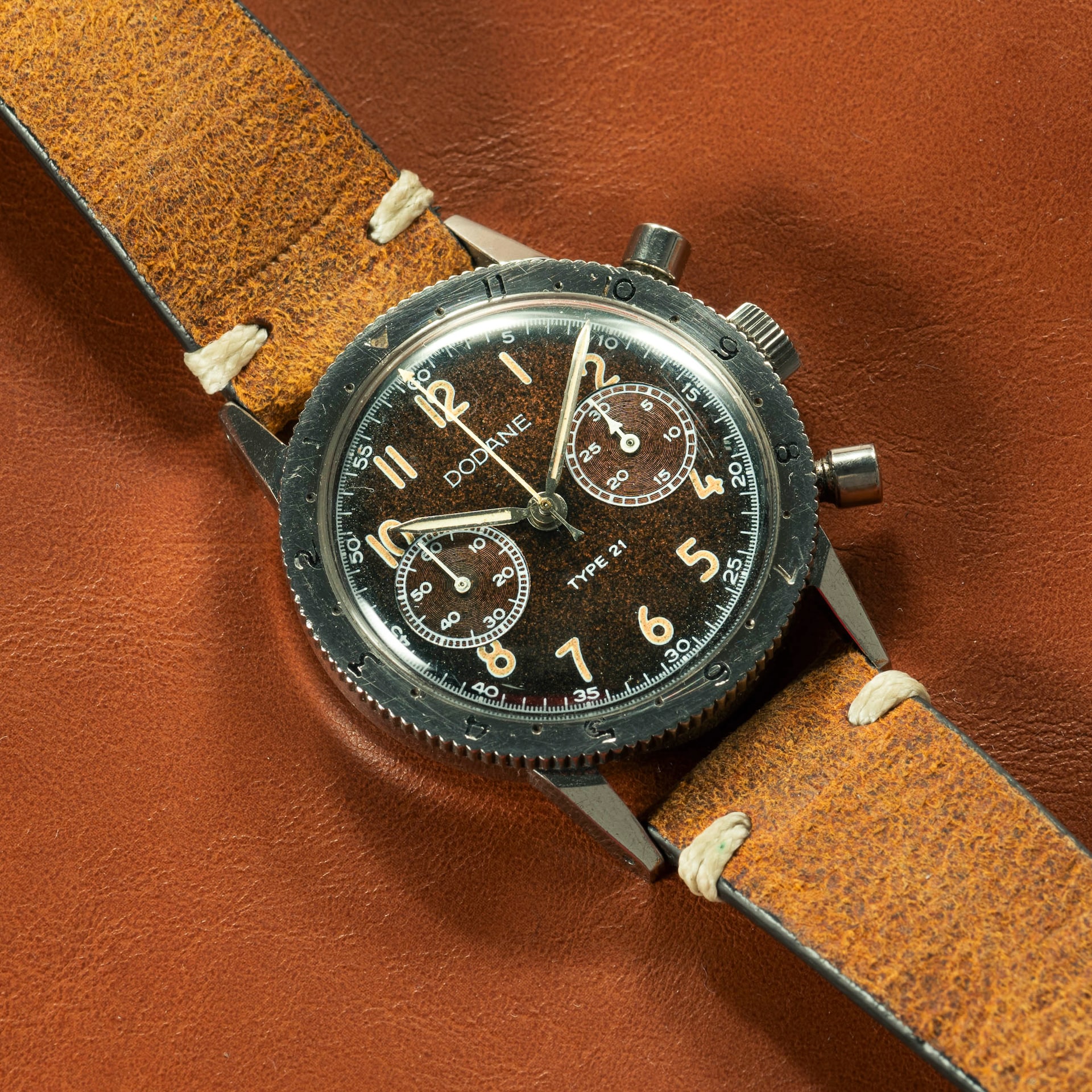 Pre-Owned Dodane Dodane Type 21 Chronograph 'Tropical' Pre-Owned Dodane Dodane Type 21 Chronograph 'Tropical'