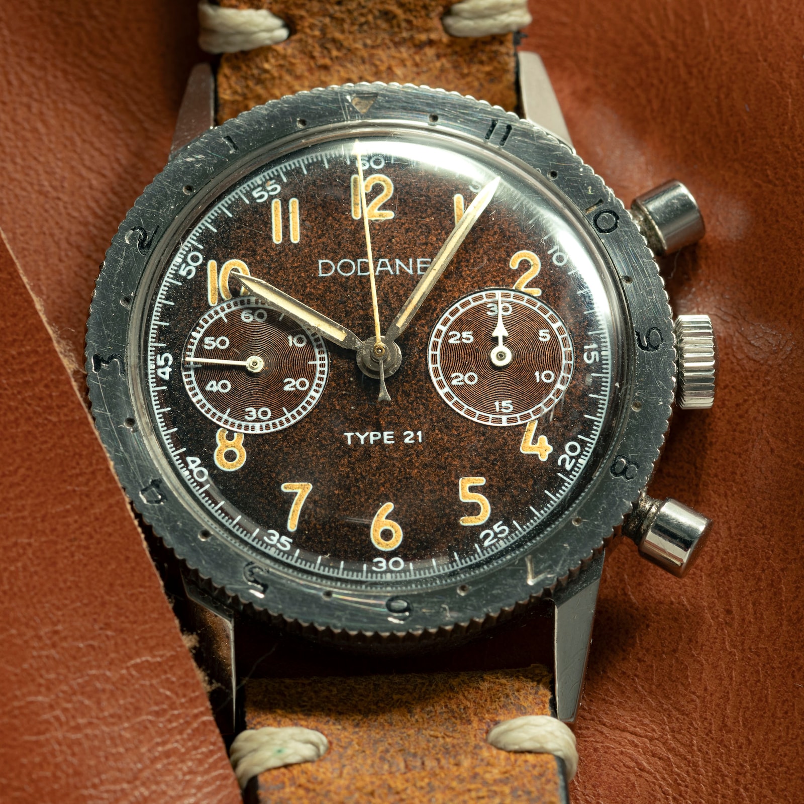 Pre-Owned Dodane Dodane Type 21 Chronograph 'Tropical'