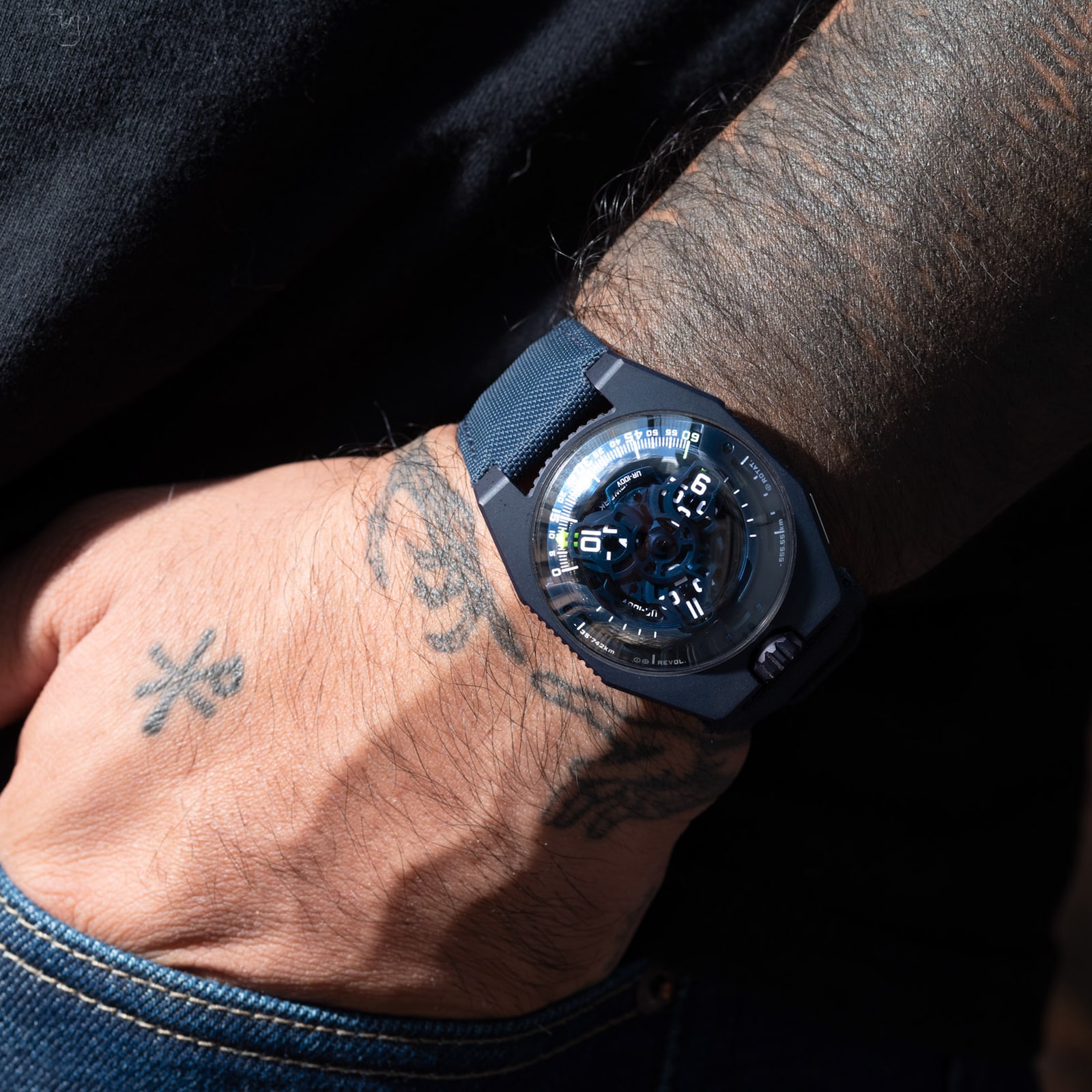 Pre-Owned Urwerk Urwerk UR-100 'Blue Planet'