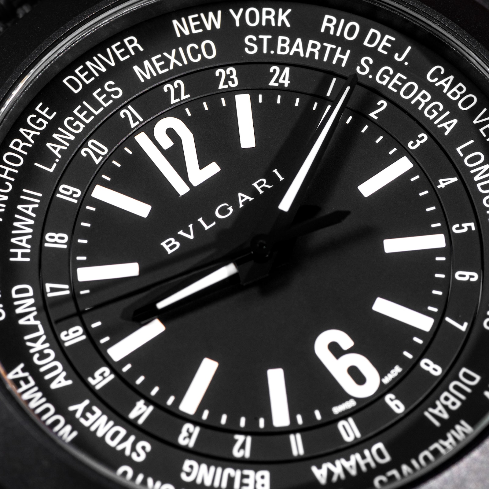 Pre-Owned Bvlgari Octo Roma Worldtimer