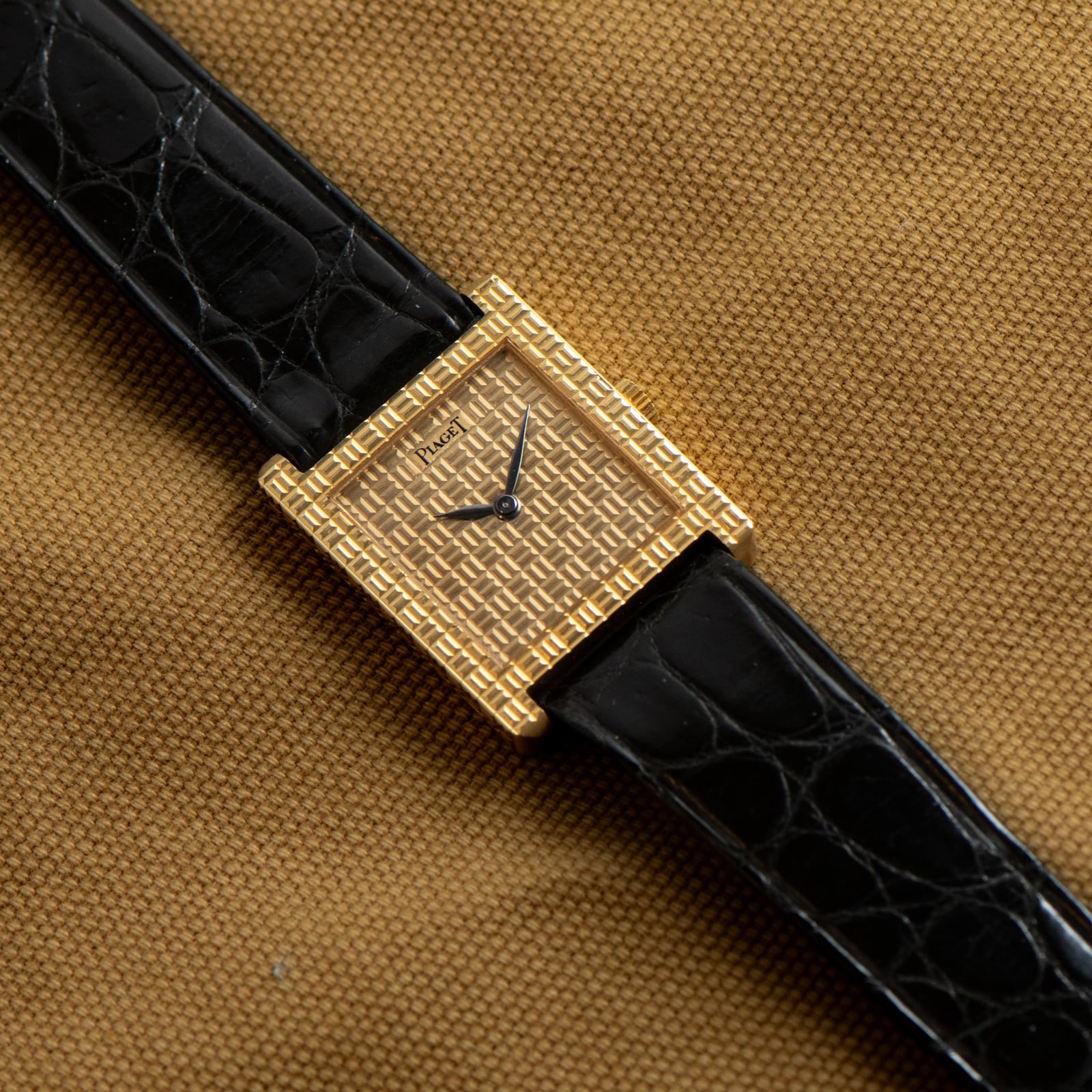 Pre-Owned Piaget 'Onyx' Tank-style Dress Watch