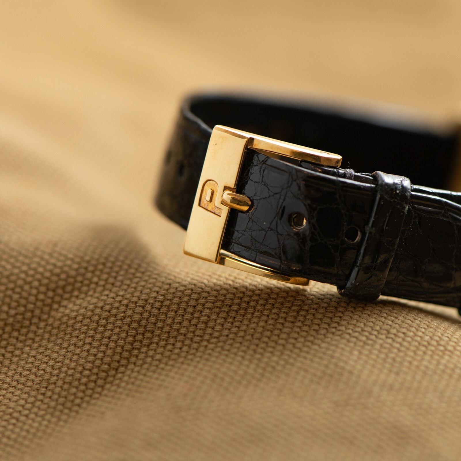 Pre-Owned Piaget 'Onyx' Tank-style Dress Watch