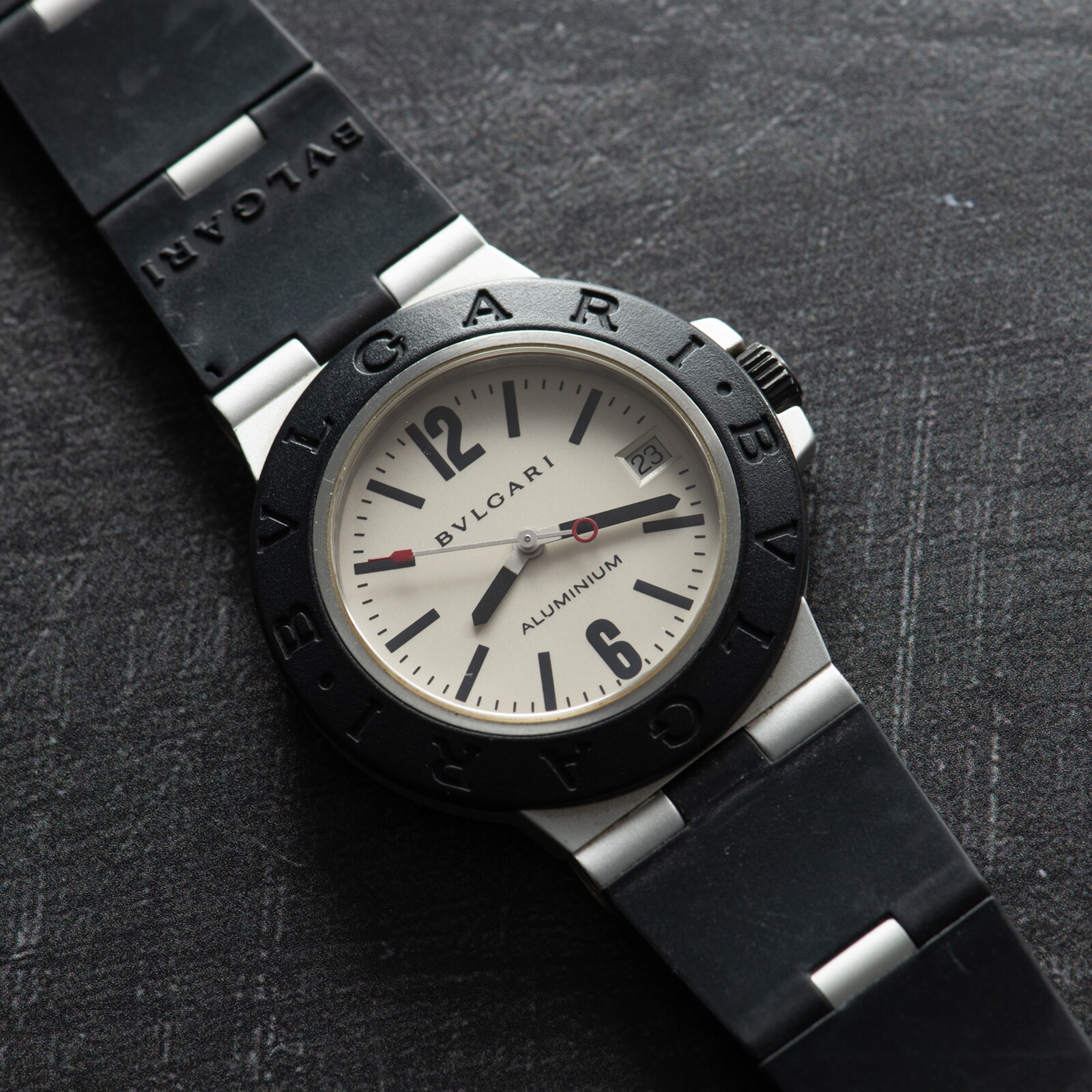 Pre-Owned Bvlgari Diagono Aluminum