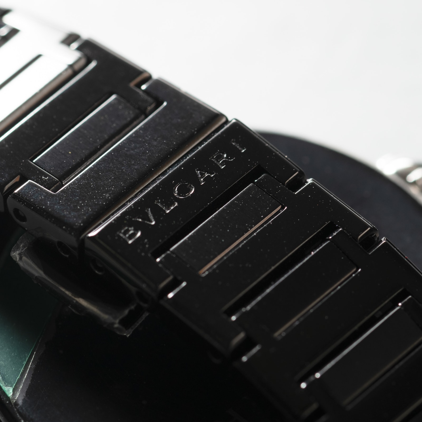 Pre-Owned Bvlgari Midsize