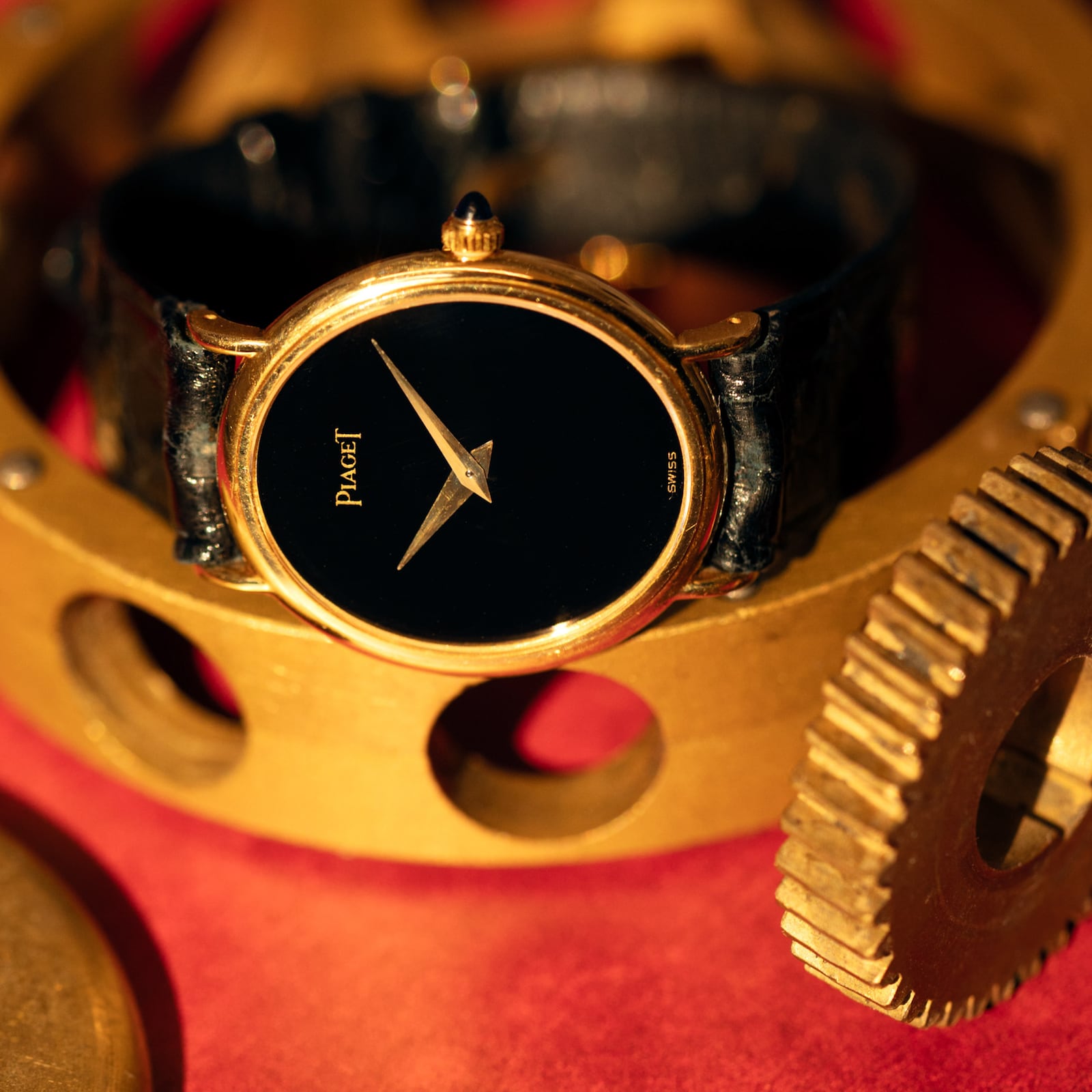 Pre-Owned Piaget 'Onyx' Oval Dress Watch