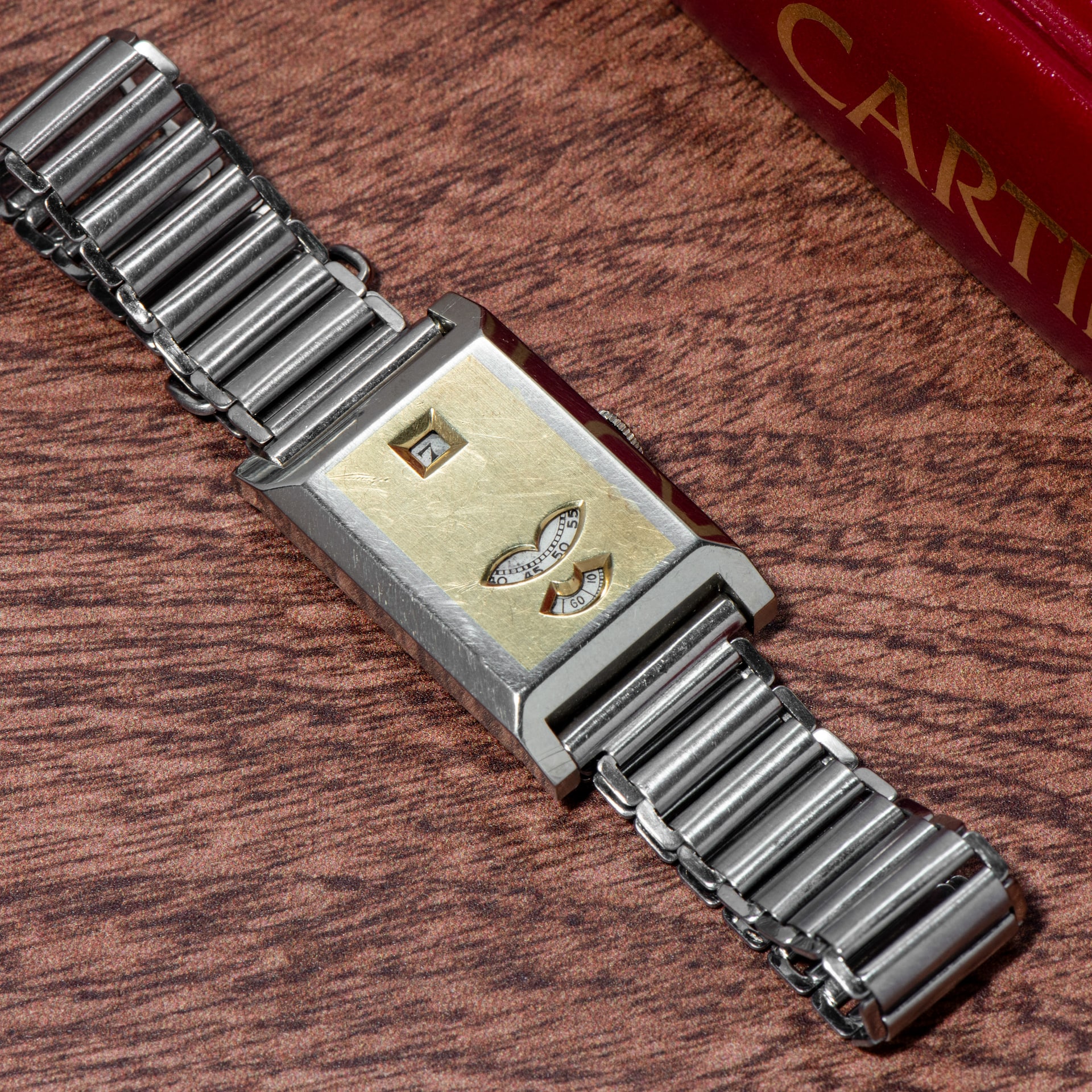 Pre-Owned Glycine Glycine 'Jump Hour' 18k Two-Tone Pre-Owned Glycine Glycine 'Jump Hour' 18k Two-Tone
