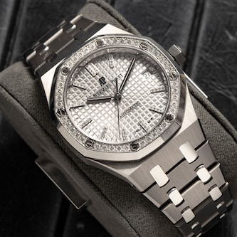 Pre-Owned Audemars Piguet Royal Oak '2017 QEII Cup' Limited Edition Pre-Owned Audemars Piguet Royal Oak '2017 QEII Cup' Limited Edition