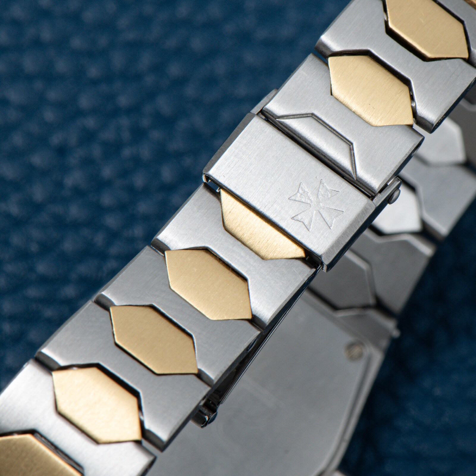 Pre-Owned Vacheron Constantin Ladies 222 Two-Tone