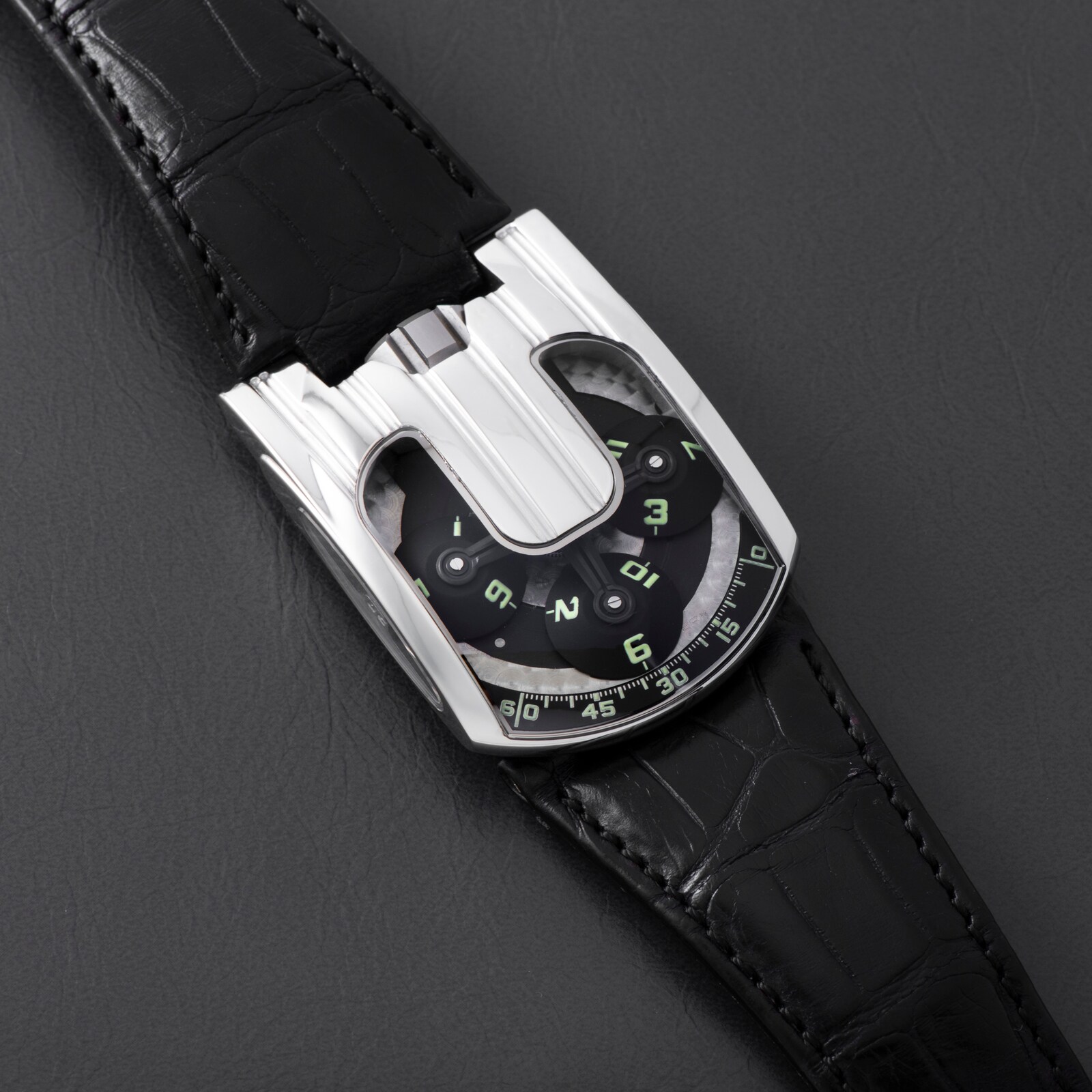 Pre-Owned Urwerk UR-103 Platinum 'Targa'