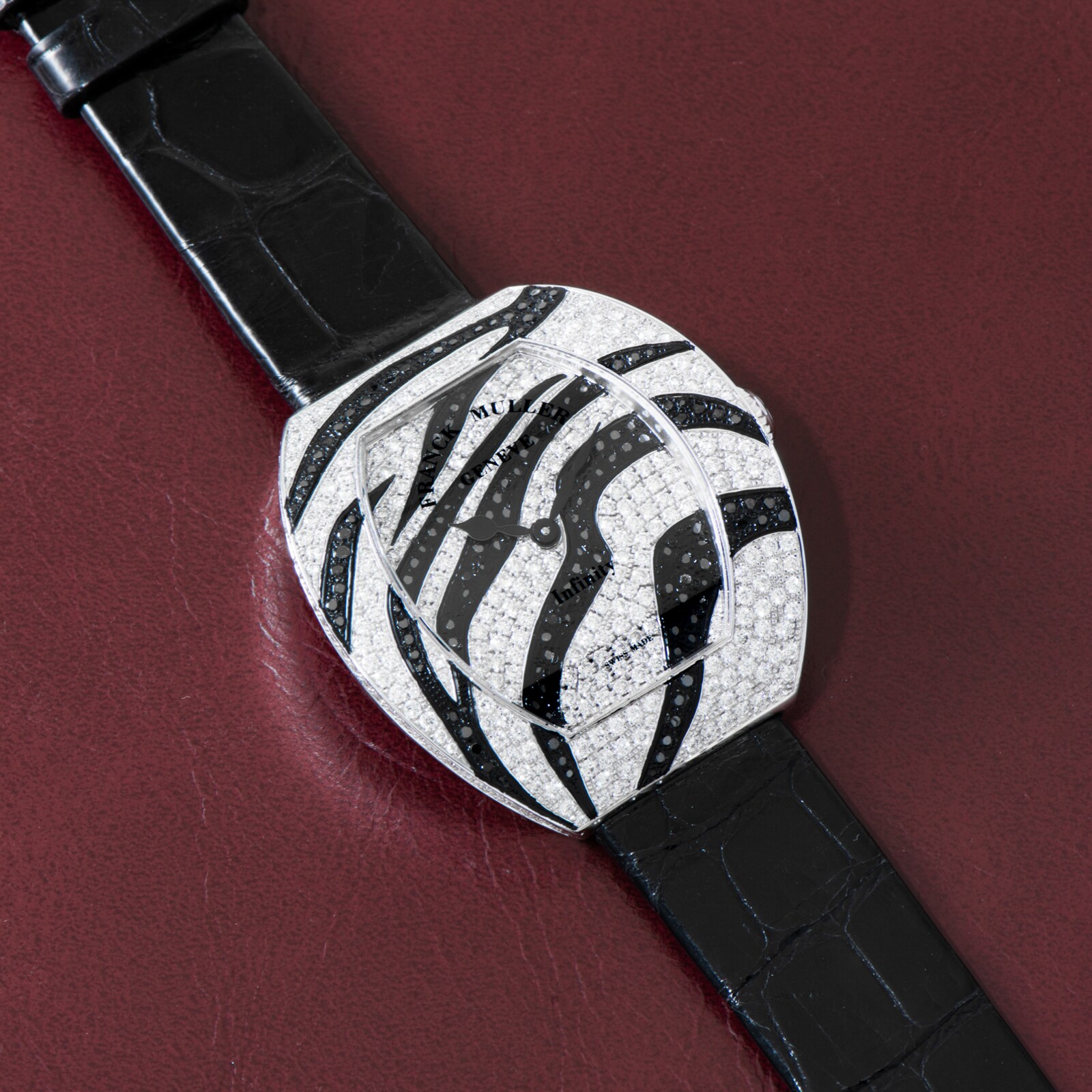 Pre-Owned Franck Muller Infinity Safari