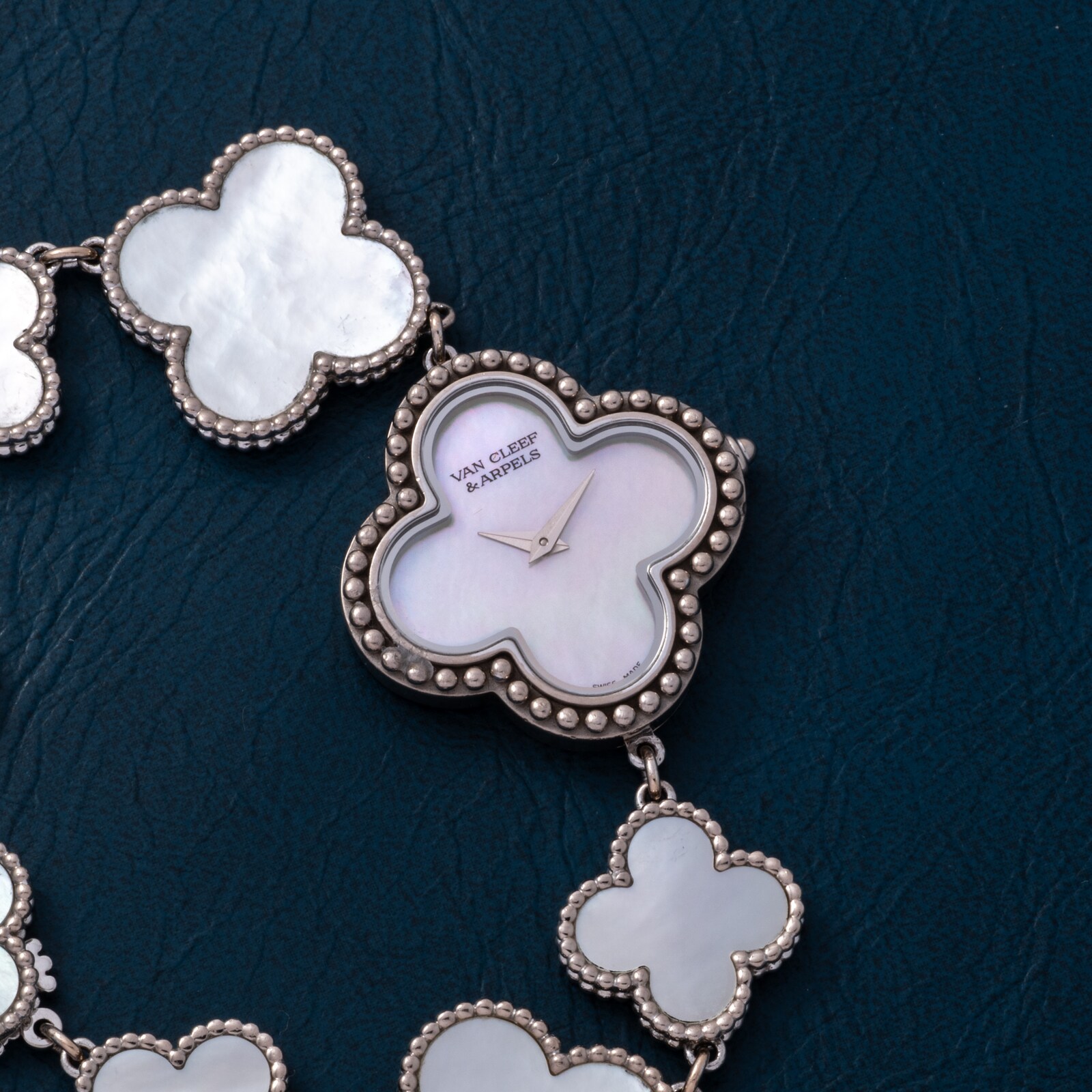 Pre-Owned Van Cleef & Arpels Alhambra 'Mother of Pearl' Charm