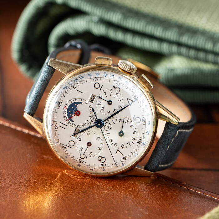 Pre-Owned Universal Geneve Tri-Compax