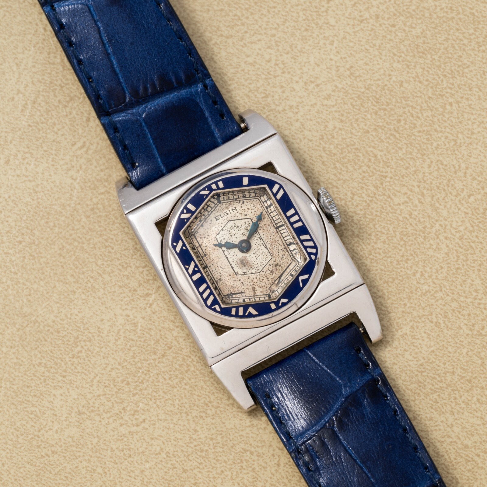 Pre-Owned Elgin Presentation 'Hinged Lugs'