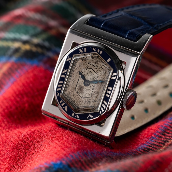 Pre-Owned Elgin Presentation 'Hinged Lugs'